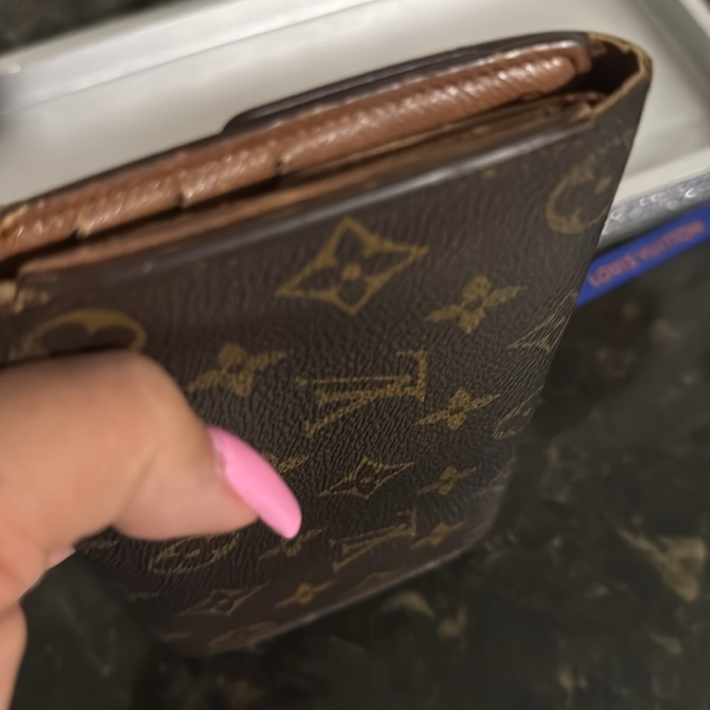 Louis Vuitton Monogram Porte Tresor - Picture 11 of 13